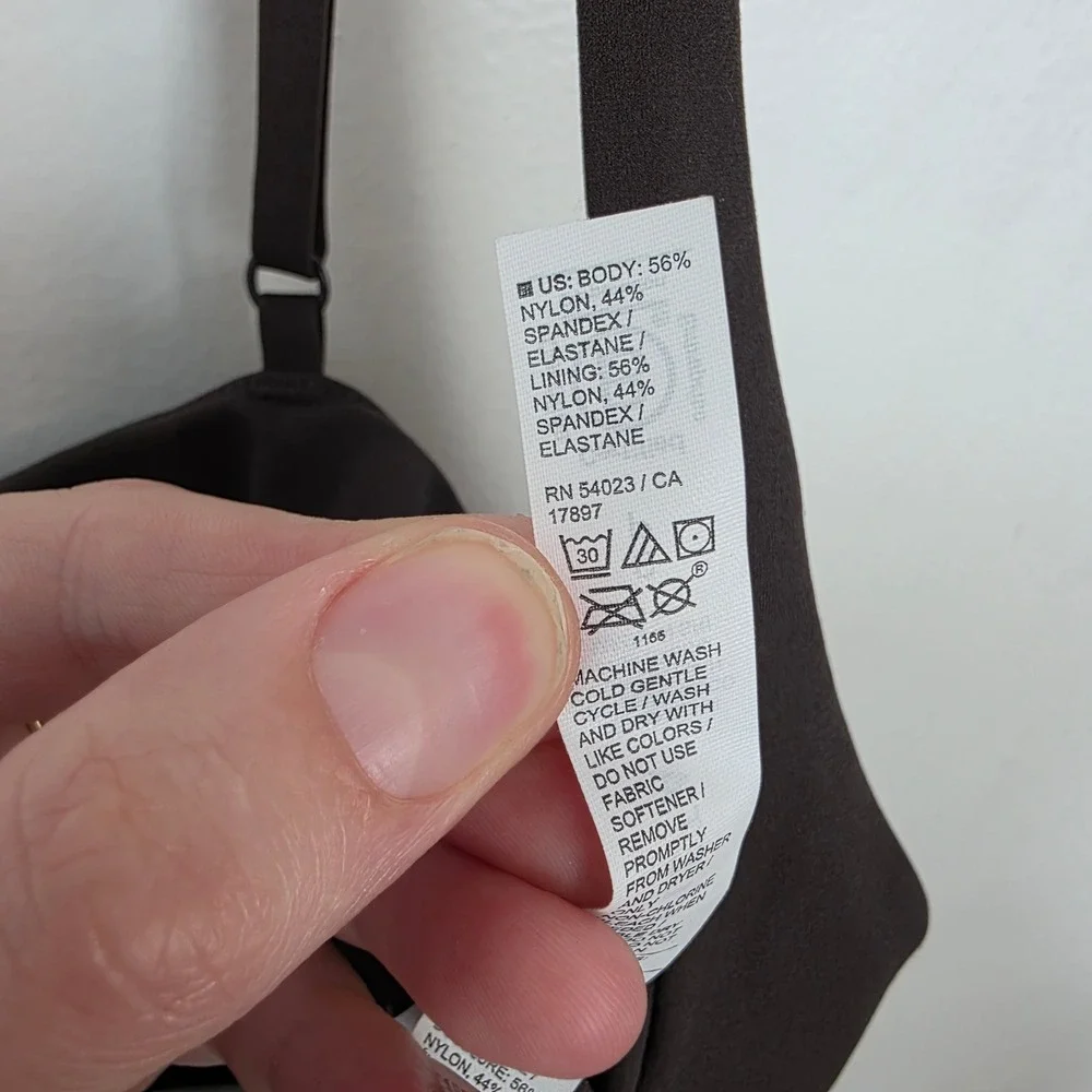 Athleta vitaform cropped